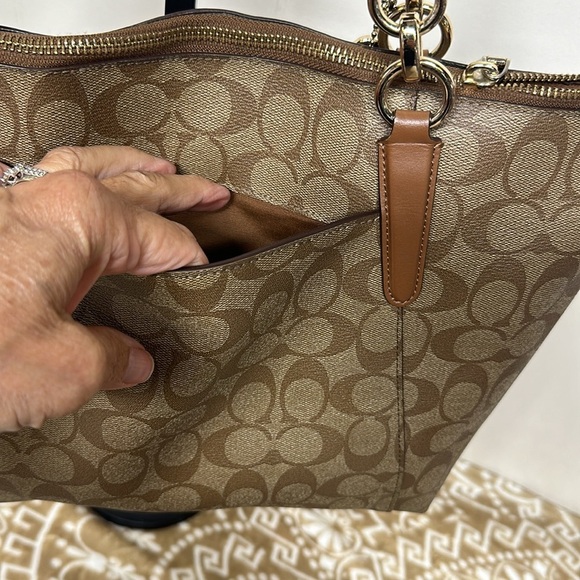 - Coach Brown Signature Tote - Picture 5 of 16